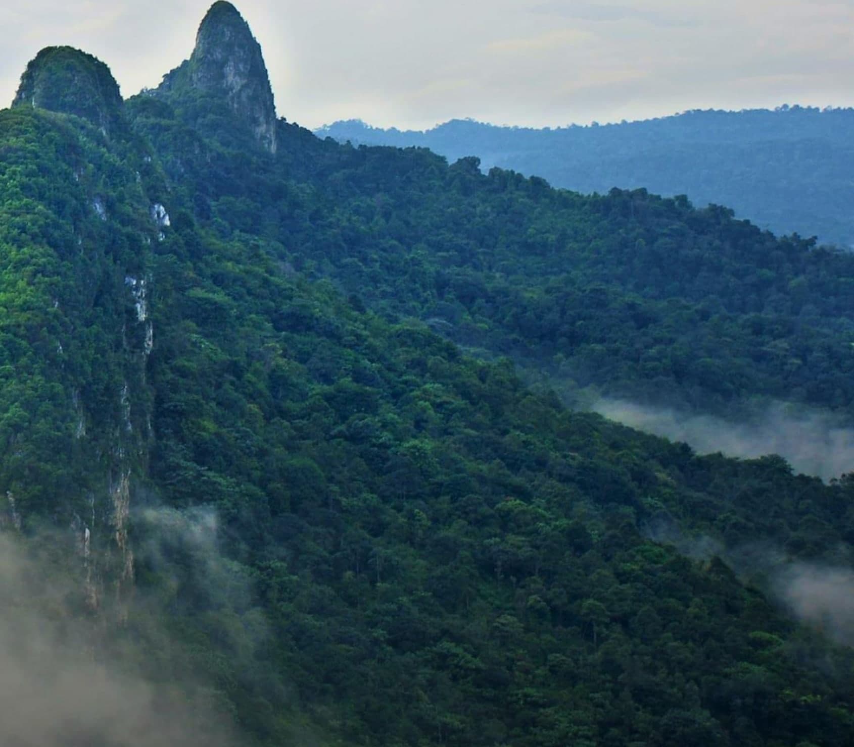 The Titiwangsa range above Ukay Perdana, the quartz ridge the development looks towards